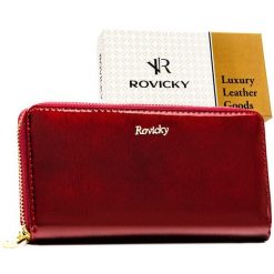 Czerwony portfel-piórnik damski z lakierowanej skóry naturalnej wyposażony w system RFID - Rovicky. Czerwone portfele ROVICKY, bez wzorów, ze skóry. Za 99.99 zł.