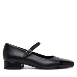 Półbuty Vagabond Shoemakers. Czarne półbuty wsuwane Vagabond Shoemakers, bez wzorów, bez obcasa, na płaskiej podeszwie. Za 379.99 zł.
