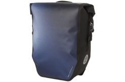 Torba rowerowa wodoodporna, Large, z kieszenią na laptopa, niebieska. Niebieskie torby na laptopa AGU, bez wzorów, z materiału, na ramię. Za 321.10 zł.