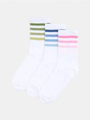 Bawełniane skarpetki 3 pack - biały. Białe skarpetki Sinsay, bez wzorów, z bawełny. Za 15.99 zł.
