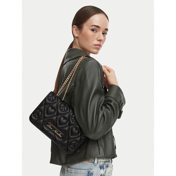 Torebka LOVE MOSCHINO. Czarne kopertówki Love Moschino, bez wzorów, wizytowe, bez dodatków. Za 949.99 zł.