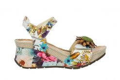 Sandały Laura Vita Barry 36 Beige 202058, Beżowy, Skóra naturalna - 39. Brązowe sandały LAURA VITA, z aplikacjami, z materiału, eleganckie, bez obcasa, na koturnie, bez zapięcia. W wyprzedaży za 269.10 zł.