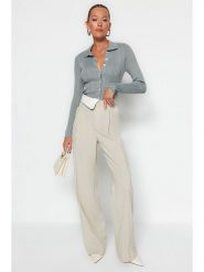 Trendyol Kardigan w kolorze szarym rozmiar: L. Szare swetry Trendyol, l, bez wzorów, prążkowane, bez ramiączek. Za 91.12 zł.