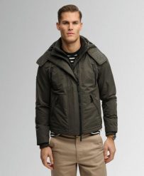 Superdry Hooded Microfibre Arctic Windcheater Kurtka – Luźny krój – VINTAGE. Czarne kurtki Superdry, xl, bez wzorów, z mikrofibry, vintage. Za 546.15 zł.