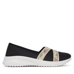Półbuty Puma. Czarne półbuty wsuwane Puma, bez wzorów, bez obcasa, na płaskiej podeszwie. Za 149.99 zł.