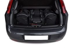 Torby Do Bagażnika Fiat Punto 2012-2018 4Szt Kjust. Czarne torby podróżne KJUST, bez wzorów, z kauczuku. Za 980.00 zł.