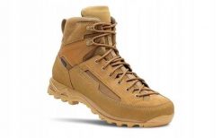 Buty militarne trekkingowe Crispi AT 6 GTX. Brązowe trekkingi CRISPI, bez wzorów, z gore-texu, bez zapięcia, trekkingowe, gore-tex. Za 1,499.00 zł.