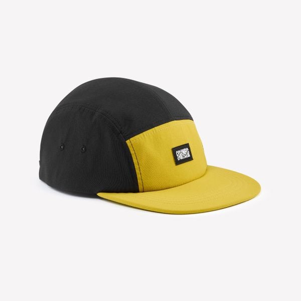 Czapka z daszkiem Columbia 5 Paneli Creekside. Czapki z daszkiem Columbia, bez wzorów, z materiału. Za 129.99 zł.