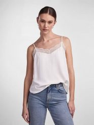 Pieces Top "Pctiffany" w kolorze białym rozmiar: XS. Białe topy Pieces, xs, bez wzorów, z koronki, bez kołnierzyka, bez ramiączek. Za 52.67 zł.
