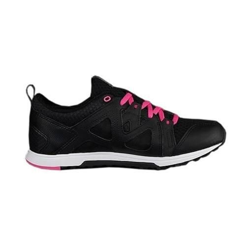 Buty do chodzenia damskie Reebok Train Fast XT. Czarne buty treningowe Reebok, bez wzorów, z materiału, bez zapięcia, trekkingowe. Za 255.00 zł.