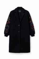 Desigual płaszcz z domieszką wełny kolor czarny przejściowy. Czarne płaszcze Desigual, l, bez wzorów, z wełny, klasyczne, bez kaptura. Za 909.99 zł.