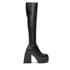 Muszkieterki Steve Madden. Czarne kozaki Steve Madden, bez wzorów, bez obcasa, na słupku, bez zapięcia. Za 1,039.00 zł.