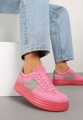Fuksjowe Sneakersy Typu Kultowe Tenisówki na Niskiej Platformie Olritia. Czerwone trampki Renee, z aplikacjami, z jeansu, casualowe, bez zapięcia. W wyprzedaży za 83.99 zł.