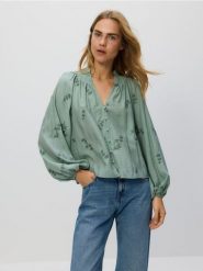 Koszula z haftem - jasnozielony. Zielone koszule Reserved, l, bez wzorów, z wiskozy, bez kołnierzyka, bez ramiączek. Za 159.99 zł.