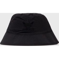 Adidas Originals kapelusz kolor czarny. Czarne kapelusze adidas Originals, bez wzorów. W wyprzedaży za 89.99 zł.