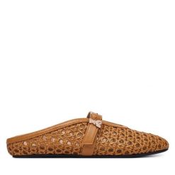 Klapki Patrizia Pepe. Brązowe klapki Patrizia Pepe, bez wzorów, bez obcasa, bez zapięcia. Za 539.99 zł.