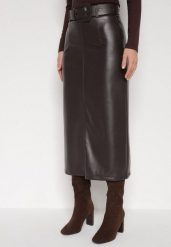 Brązowa Spódnica Ołówkowa z Imitacji Skóry z Paskiem z Dużą Klamrą Rewedia. Brązowe spódnice Born2be, do pracy, l, bez wzorów, ze skóry, biznesowe, midi, koszulowe. Za 134.99 zł.
