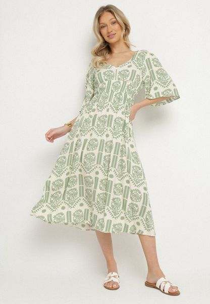Zielono-Kremowa Sukienka Wiskozowa Rozkloszowana z Odkrytymi Plecami w Print Boho Turaisa. Zielone sukienki Born2be, na co dzień, l, bez wzorów, z wiskozy, boho, bez kołnierzyka, bez ramiączek, midi, proste. Za 69.99 zł.
