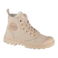 Buty Ocieplane Palladium Pampa Hi Zip Wl 95982-217 beżowe beżowy. Brązowe buty treningowe bez wzorów, z gumy, bez zapięcia, trekkingowe. Za 708.92 zł.