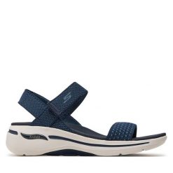Sandały Skechers. Niebieskie sandały Skechers, bez wzorów, bez obcasa, na płaskiej podeszwie, bez zapięcia. Za 179.99 zł.