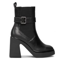 Botki Tamaris. Czarne botki Tamaris, bez wzorów, bez obcasa, na słupku, bez zapięcia. Za 219.99 zł.