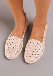 Beżowe Espadryle na Plecionej Podeszwie z Ozdobnymi Kwiatami Billalia. Brązowe espadryle Born2be, w ażurowe wzory, bez obcasa. W wyprzedaży za 59.49 zł.