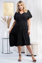 Sukienka wieczorowa elegancka z wiązaniem na plecach JANETTE czarna. Czarne sukienki KARKO, na imprezę, plus size, bez wzorów, z elastanu, eleganckie, z asymetrycznym kołnierzem, plus size, bez ramiączek, mini, asymetryczne. Za 189.50 zł.