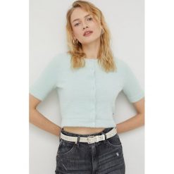 Levi's kardigan damski kolor turkusowy lekki. Niebieskie swetry Levi's, l, bez wzorów, bez ramiączek. W wyprzedaży za 208.99 zł.