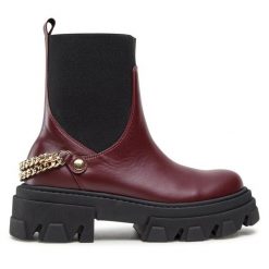 Botki Rage Age. Czerwone botki Rage Age, bez wzorów, bez obcasa, na płaskiej podeszwie, bez zapięcia. Za 419.99 zł.