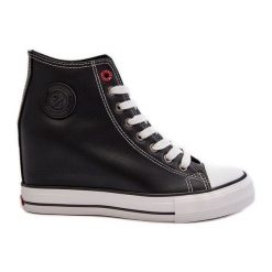 Trampki Damskie Na Koturnie Cross Jeans NN2R4005 Czarne. Czarne trampki bez wzorów, z jeansu, bez zapięcia. Za 212.52 zł.
