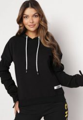 Czarna Bawełniana Bluza z Kapturem i Troczkami Vitami. Czarne bluzy Born2be, bez wzorów, z bawełny, casualowe, bez ramiączek, z kapturem. Za 54.99 zł.