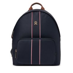 Plecak Tommy Hilfiger. Niebieskie plecaki Tommy Hilfiger, bez wzorów, bez dodatków. Za 439.99 zł.