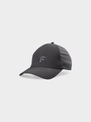 4F Czapka z daszkiem strapback uniseks - szara S/M. Szare czapki z daszkiem 4f, na lato, z aplikacjami, z elastanu, klasyczne. W wyprzedaży za 49.99 zł.