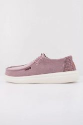 HEYDUDE Damskie Mokasyny Wendy Rise Chambray Grid. Czerwone mokasyny Hey dude, bez wzorów, z materiału. Za 259.00 zł.