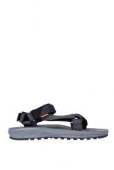 Sandały trekkingowe damskie Super Hike Women. Czarne sandały Lizard, bez wzorów, z materiału, bez obcasa, bez zapięcia. Za 579.99 zł.