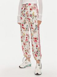 ViCOLO Spodnie materiałowe TB2129 Écru Regular Fit. Spodnie materiałowe ViCOLO, bez wzorów, z materiału. Za 309.99 zł.