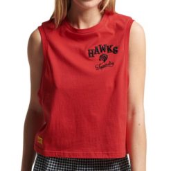 Koszulka turystyczna damska Superdry Vintage Collegiate. Czerwone t-shirty sportowe Superdry, xs, bez wzorów, z bawełny, bez ramiączek. Za 101.00 zł.