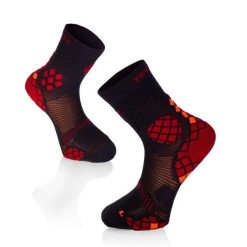 Skarpety kompresyjne do biegania antracytowe. Szare skarpetki TRY TO FLY, bez wzorów. W wyprzedaży za 67.34 zł.