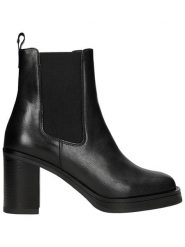 Wojas Skórzane botki w kolorze czarnym rozmiar: 41. Czarne botki Wojas, bez wzorów, eleganckie, bez obcasa, bez zapięcia. Za 366.35 zł.