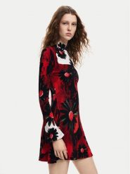 Desigual Sukienka codzienna Nantes Lacroix 24WWVK29 Czerwony Slim Fit. Czerwone sukienki Desigual, na co dzień, xl, bez wzorów, z wiskozy, bez kołnierzyka, bez ramiączek, proste. Za 299.99 zł.