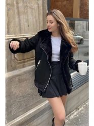 Bianco Lucci Kurtka przejściowa w kolorze czarnym rozmiar: 40. Czarne kurtki Bianco Lucci, bez wzorów, z tkaniny, bez kaptura. Za 173.99 zł.