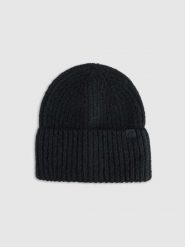 4F Czapka zimowa damska - czarna M. Czarne czapki zimowe 4f, bez wzorów, klasyczne. Za 49.99 zł.