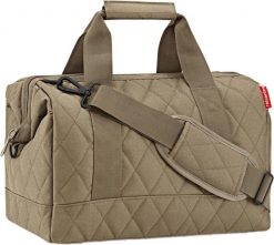 Torba Allrounder pikowana M ciemnobeżowa. Brązowe torby podróżne Reisenthel, bez wzorów, pikowane. Za 259.00 zł.