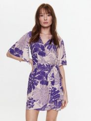 Pinko Sukienka letnia 100994 A0RL Fioletowy Regular Fit. Fioletowe sukienki Pinko, bez wzorów, z wiskozy, bez kołnierzyka, bez ramiączek. Za 679.99 zł.