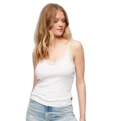 Damski prążkowany podkoszulek z bawełny organicznej z koronkowym wykończeniem Su. Białe bielizna termoaktywna damska Superdry, bez wzorów, z bawełny, bez ramiączek. Za 107.05 zł.