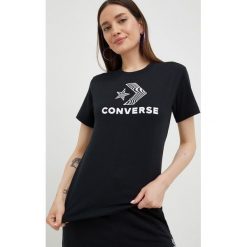Converse t-shirt bawełniany kolor czarny. Czarne t-shirty Converse, bez wzorów, z bawełny, bez kołnierzyka, bez ramiączek. W wyprzedaży za 104.99 zł.