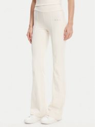 Guess Spodnie dresowe V5RB15 KCD02 Écru Regular Fit. Spodnie dresowe Guess, z aplikacjami, z dresówki. Za 299.99 zł.