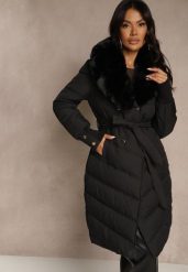 Czarna Pikowana Kurtka o Eleganckim Kroju z Futerkiem i Wiązanym Paskiem Galinessa. Czarne kurtki Renee, na zimę, l, bez wzorów, z dzianiny, eleganckie, bez kaptura. Za 249.99 zł.