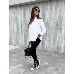 Koszula Luna White. Białe koszule ClothStore, l, bez wzorów, z bawełny, bez kołnierzyka, bez ramiączek. Za 139.00 zł.