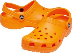 Buty do chodzenia damskie Crocs Classic Clog. Brązowe buty treningowe Crocs, bez wzorów, z materiału, bez zapięcia, trekkingowe. Za 294.00 zł.